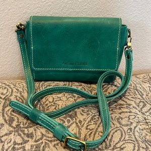 Portland Leather Metro Mini in Reef (unicorn color).